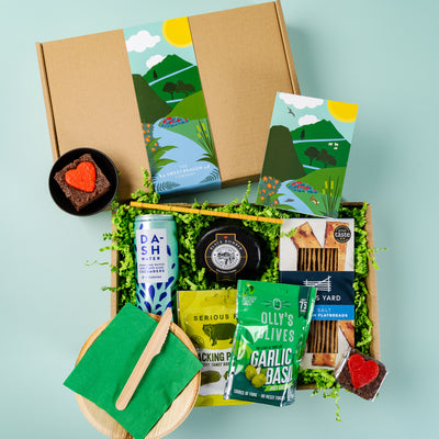 'Nature' Savoury Treats and Sparkling Water
