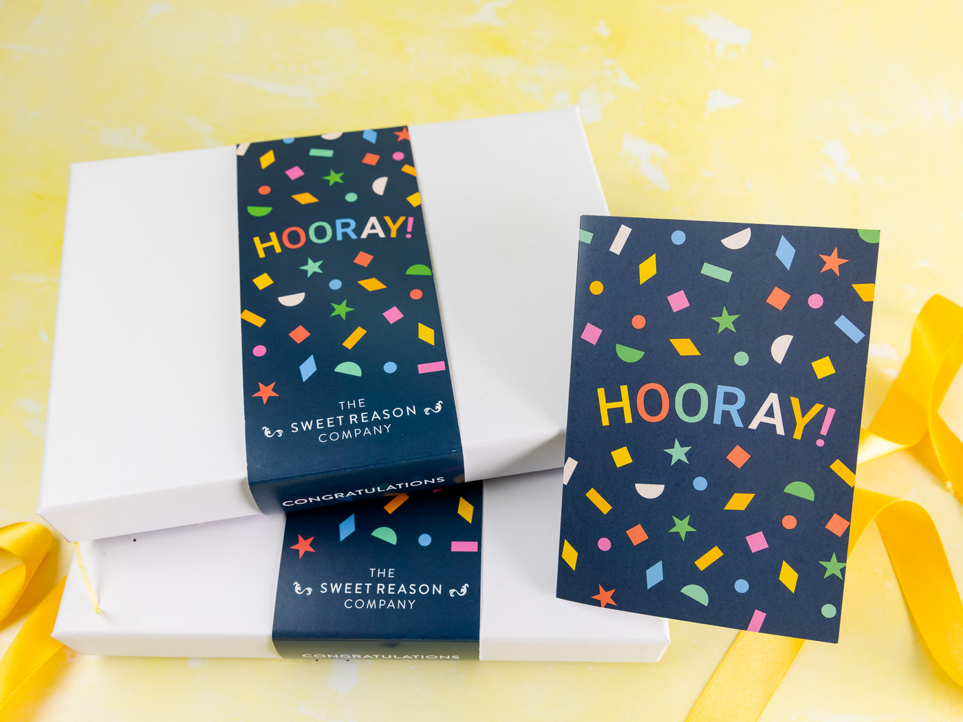 'Hooray!' Gin and Treats Gift Box