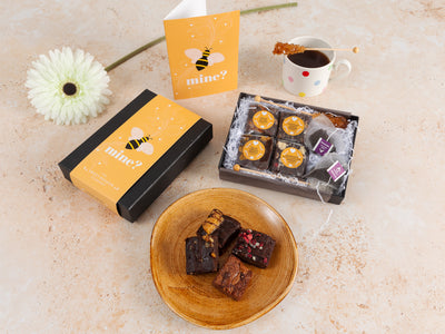 'Bee Mine' Vegan Brownies Afternoon Tea for Two Gift Box
